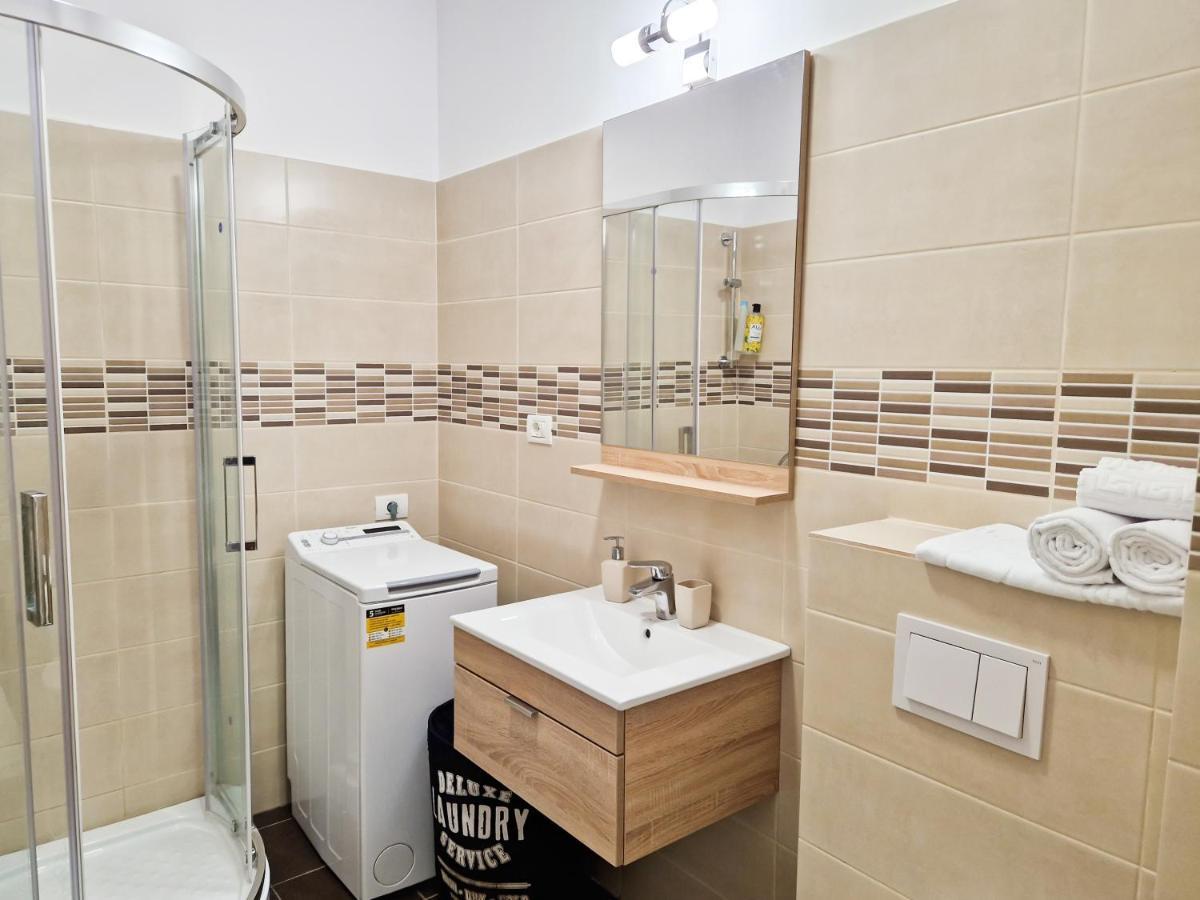 Mirvana Apartments Allure Studio Temesvár Kültér fotó